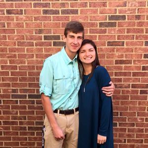 Meet your Posher, Avery